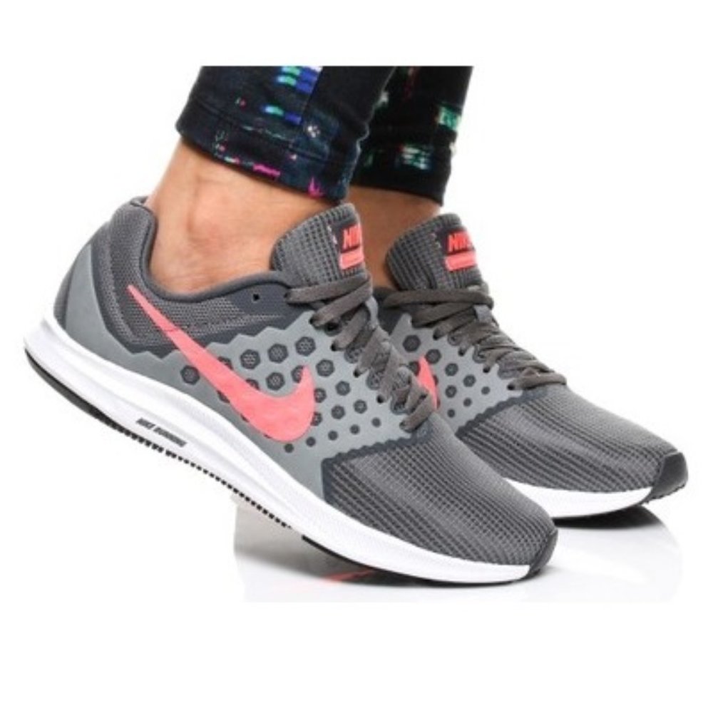nike sneaker downshifter 7